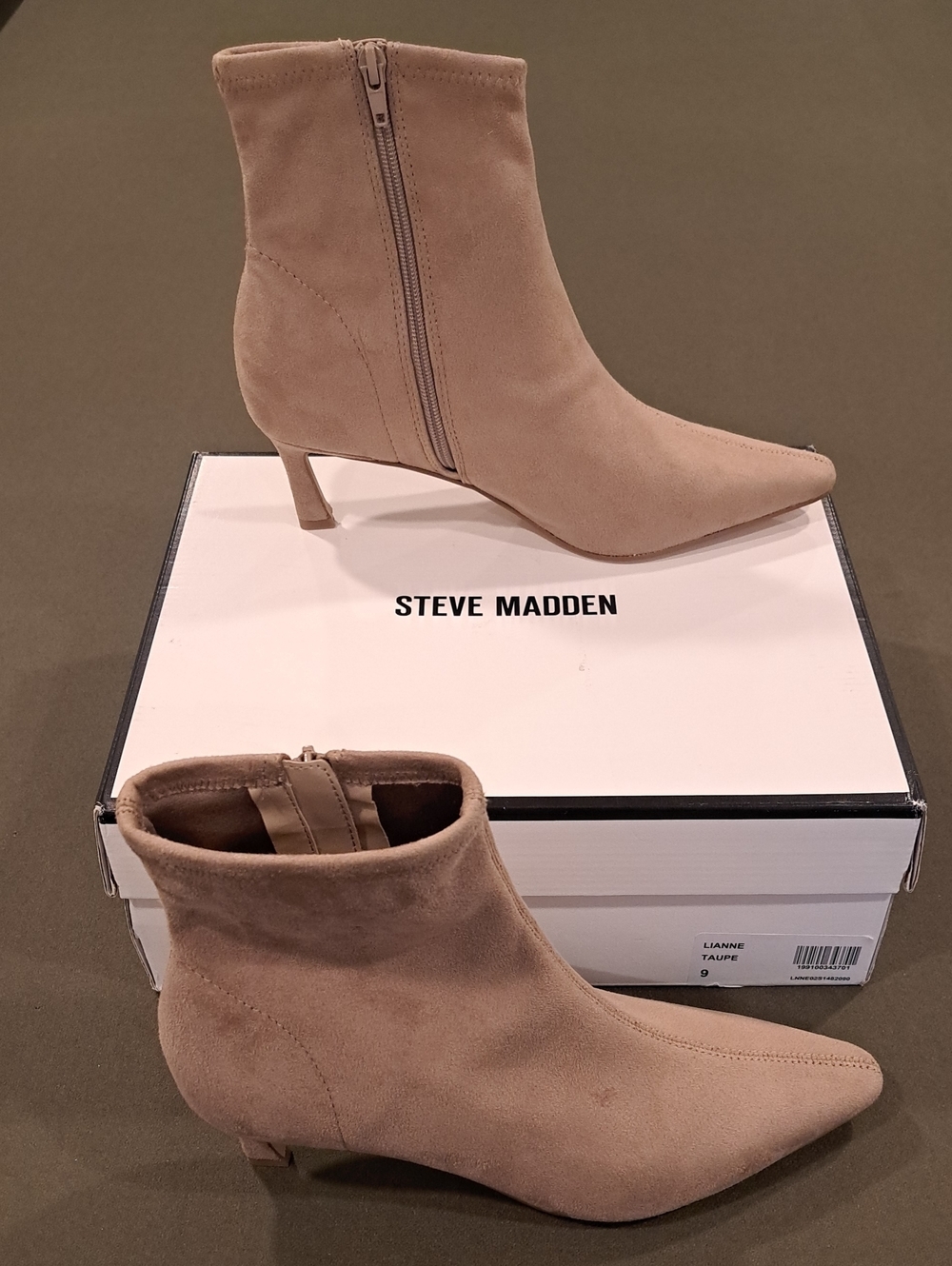 Steve Madden Lianne Bootie - Color: Taupe - Size: 9